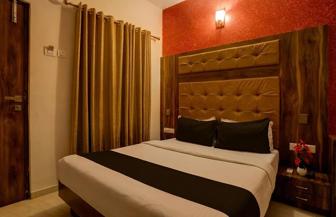 Townhouse Andheri Sakinaka Metro Formerly Hotel Amour-1